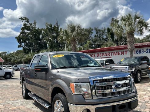 Used 2013 Ford F150 XLT w/ XLT Chrome Pkg image 2