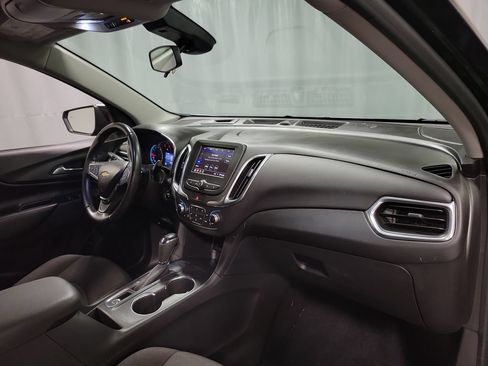 Used 2020 Chevrolet Equinox LT FWD image 27