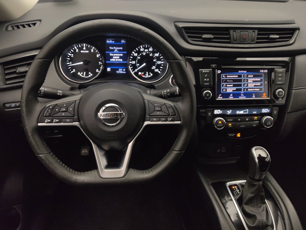 Used 2020 Nissan Rogue SV FWD image 22