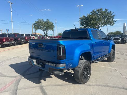 Used 2021 Chevrolet Colorado LT w/ Safety Package RWD image 3
