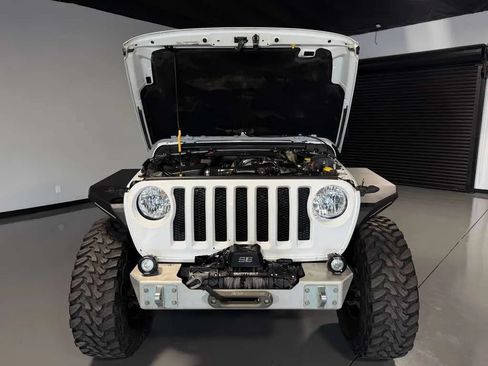 Used 2018 Jeep Wrangler Unlimited Sport S AWD/4WD image 7