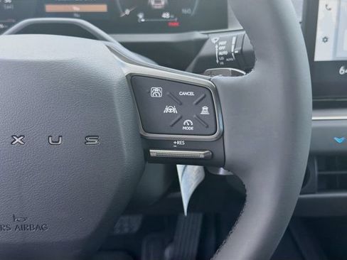 New 2026 Lexus ES 350h FWD image 36