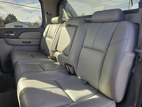 Used 2011 Chevrolet Avalanche LT w/ Regional Value Package image 21