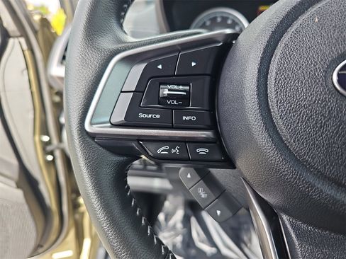 Used 2022 Subaru Forester Limited image 17