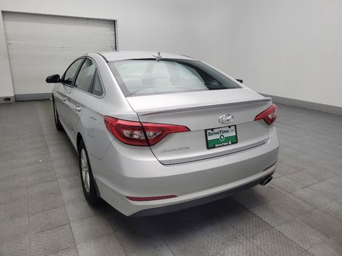 Used 2017 Hyundai Sonata SE FWD image 5