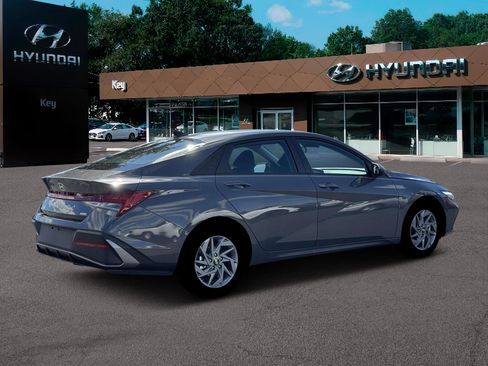New 2026 Hyundai Elantra Blue image 8
