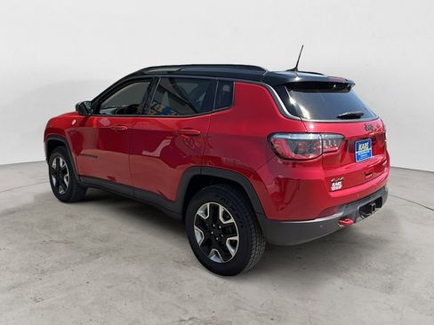 Used 2018 Jeep Compass Trailhawk w/ Leather Interior Group AWD/4WD image 4