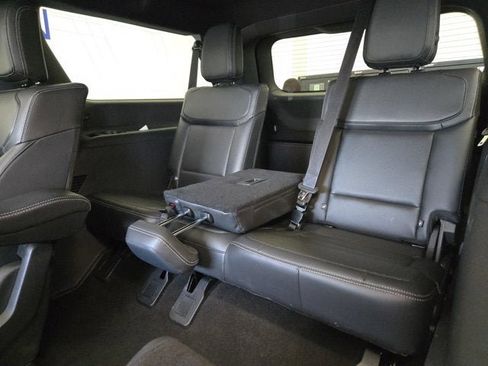 Used 2025 Ford Expedition Max Platinum w/ Stealth Appearance Package AWD/4WD image 19