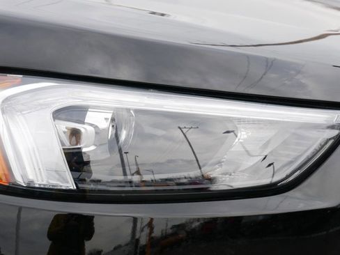 Certified 2024 Ford Edge SEL w/ Convenience Package image 5