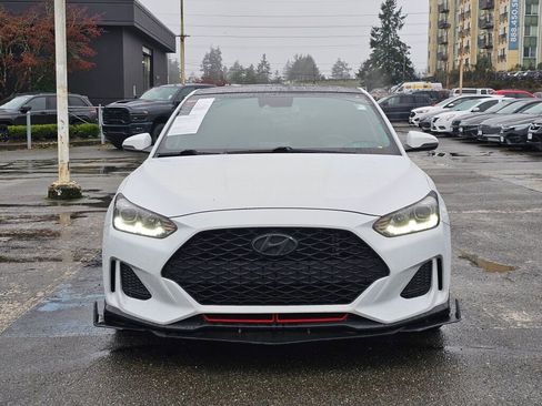 Used 2020 Hyundai Veloster Turbo image 2