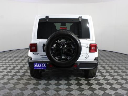 Used 2025 Jeep Wrangler Unlimited Sahara w/ Safety Group AWD/4WD image 23