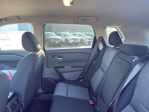 New 2026 Nissan Rogue SV image 32