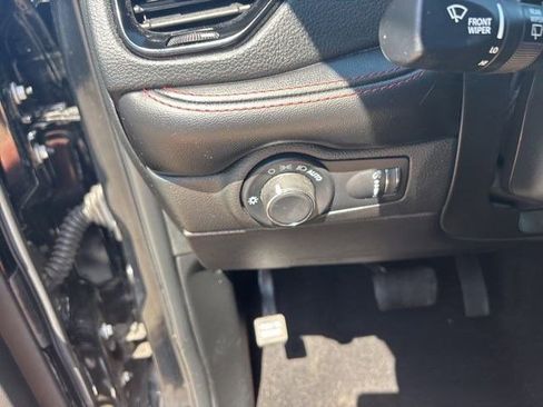 Used 2023 Dodge Durango GT AWD/4WD image 18