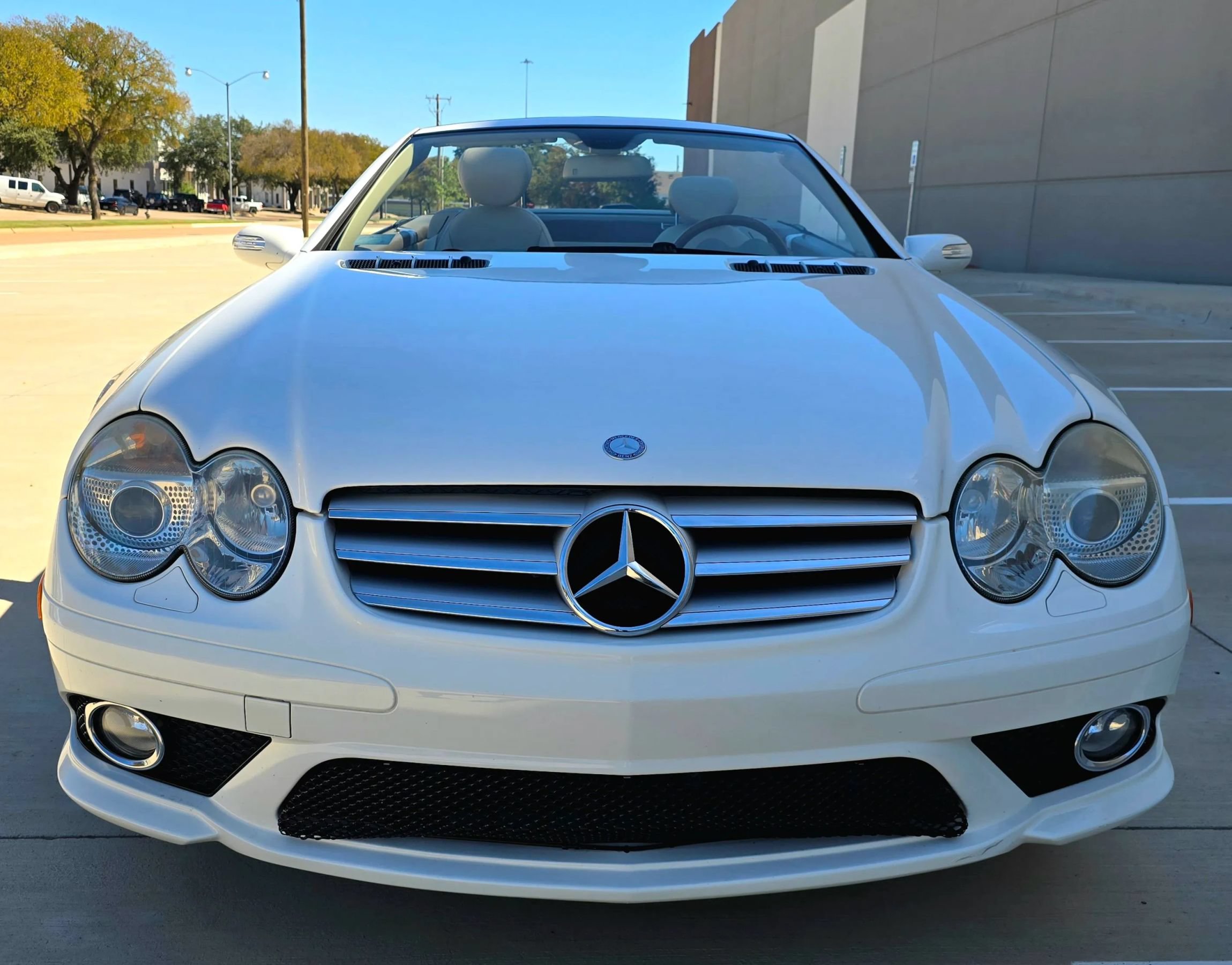 Used 2008 Mercedes-Benz SL 550 image 2
