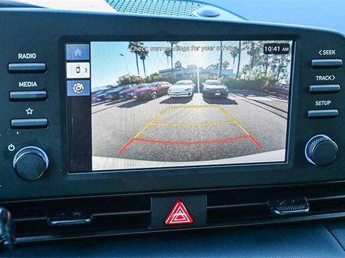 Certified 2025 Hyundai Elantra Sport image 27