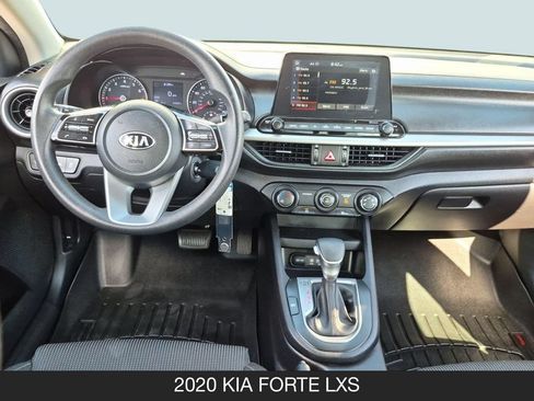 Used 2020 Kia Forte LXS FWD image 13