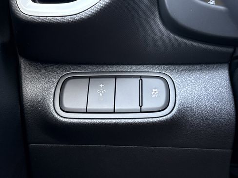 New 2026 Hyundai Venue SEL FWD image 17