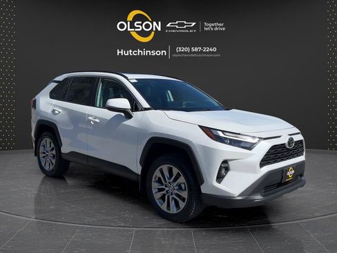 Used 2023 Toyota RAV4 XLE Premium AWD/4WD image 19