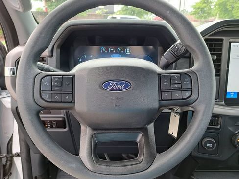 Used 2025 Ford F150 XL RWD image 9