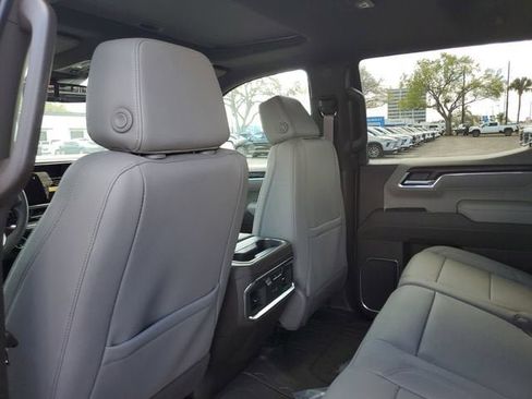 New 2026 GMC Sierra 1500 SLT w/ SLT Premium Plus Package AWD/4WD image 12