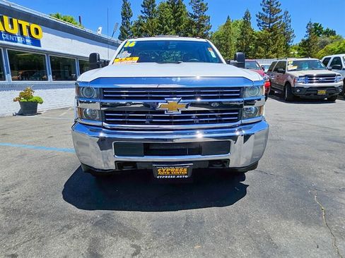 Used 2016 Chevrolet Silverado 3500 W/T AWD/4WD image 9