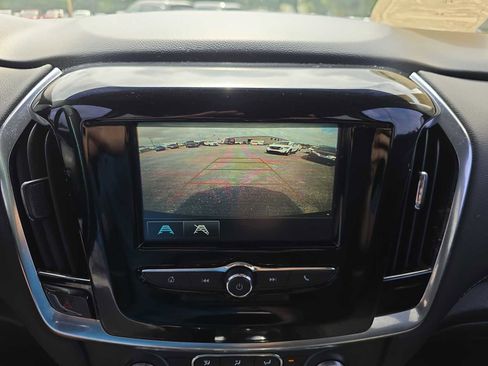 Used 2019 Chevrolet Traverse LS FWD image 23