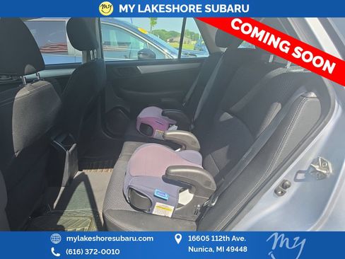 Used 2018 Subaru Outback 2.5i AWD/4WD image 8