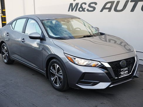 Used 2022 Nissan Sentra SV image 3