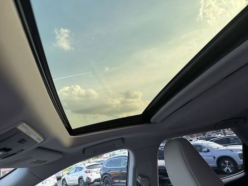 Used 2020 Lexus RX 350L Premium w/ Premium Package AWD/4WD image 6