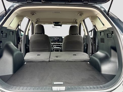 Used 2023 Kia Sportage LX image 7