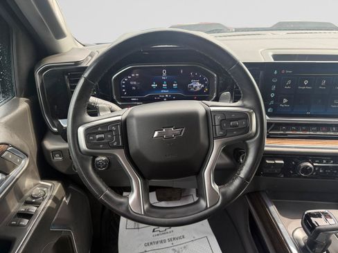 Used 2024 Chevrolet Silverado 1500 LT Trail Boss w/ LT Trail Boss Premium Package AWD/4WD image 12
