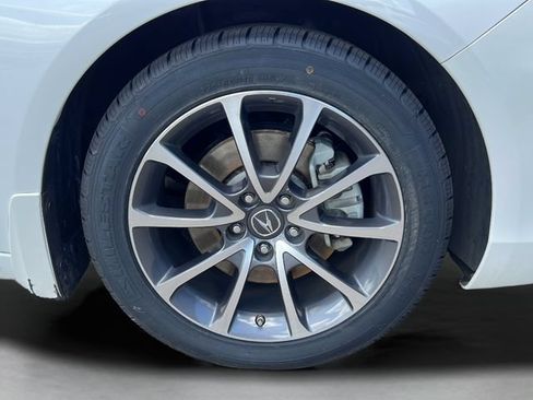 Used 2018 Acura TLX V6 w/ Technology Package FWD image 25