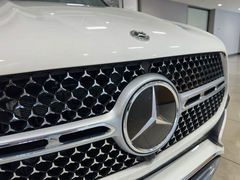 Certified 2024 Mercedes-Benz GLE 350 4MATIC image 8