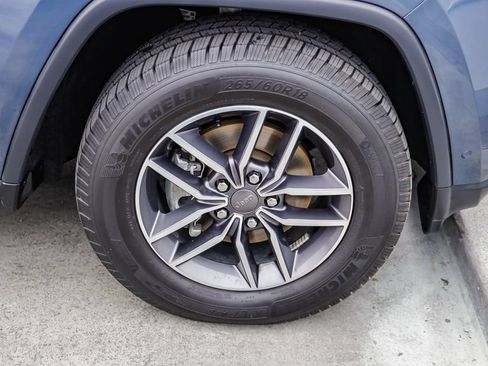 Used 2019 Jeep Grand Cherokee Limited w/ Luxury Group II RWD image 11