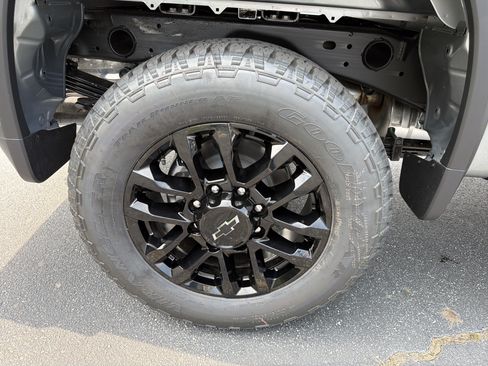 New 2026 Chevrolet Silverado 2500 Custom w/ Custom Value Package AWD/4WD image 17