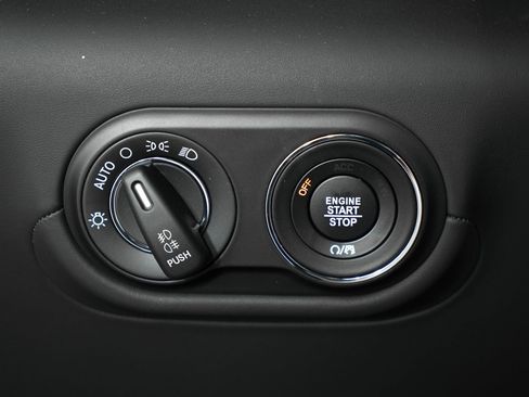 New 2024 Maserati Levante GT Ultima image 50