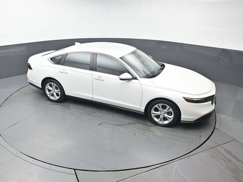 Used 2023 Honda Accord LX image 41