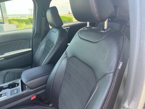Used 2023 Ford Edge ST-Line AWD/4WD image 12