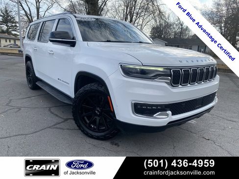 Used 2023 Jeep Wagoneer L 4WD w/ Premium Group I image 1