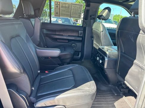 Used 2021 Ford Expedition Limited AWD/4WD image 43
