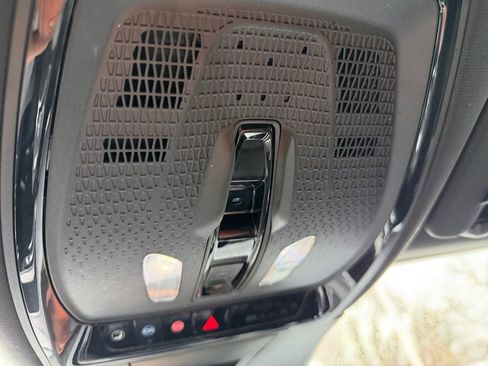 Used 2024 Cadillac Lyriq Luxury image 21