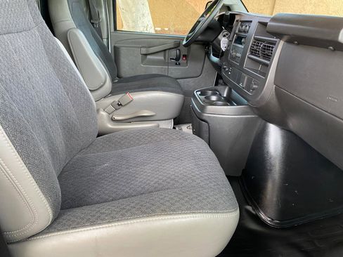 Used 2025 Chevrolet Express 2500 w/ Driver Convenience Package RWD image 36