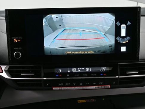 Certified 2026 Toyota Sienna XLE AWD/4WD image 29