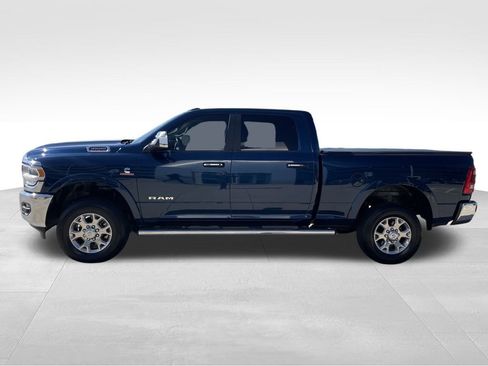Used 2022 RAM 3500 Laramie image 13