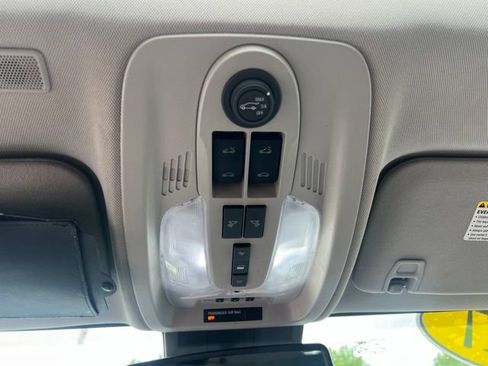 Used 2017 GMC Terrain SLT w/ Driver Alert Package I AWD/4WD image 25