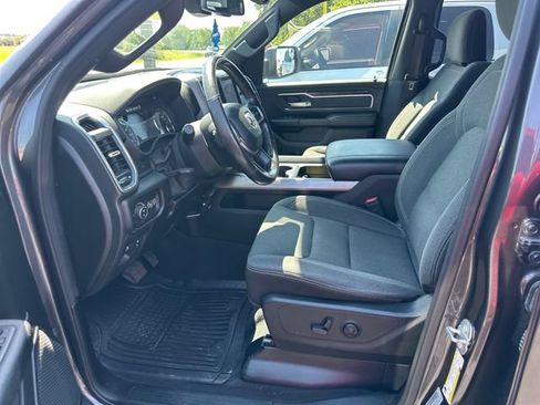 Used 2019 RAM 1500 Big Horn AWD/4WD image 10