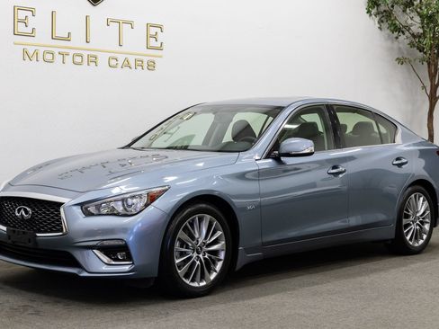 Used 2018 INFINITI Q50 Luxe w/ Cargo Package (L95) RWD image 1
