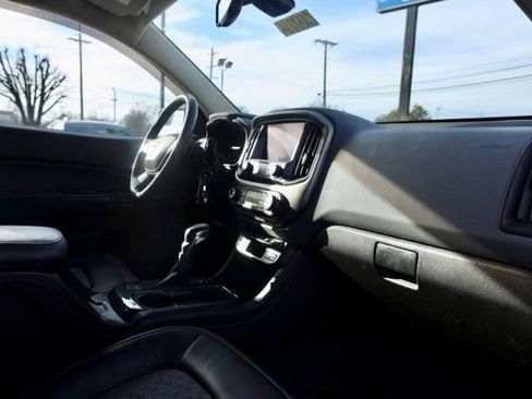 Used 2022 Chevrolet Colorado Z71 image 33