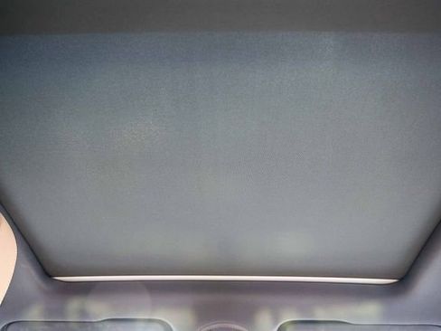 Used 2024 Porsche Cayenne image 31