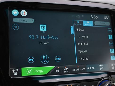 Used 2017 Chevrolet Bolt Premier w/ Infotainment Package image 28